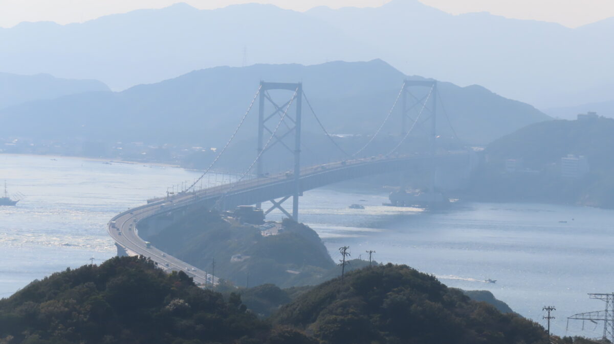Zoomed-in view showing Onaruto Bridge and whirlpools