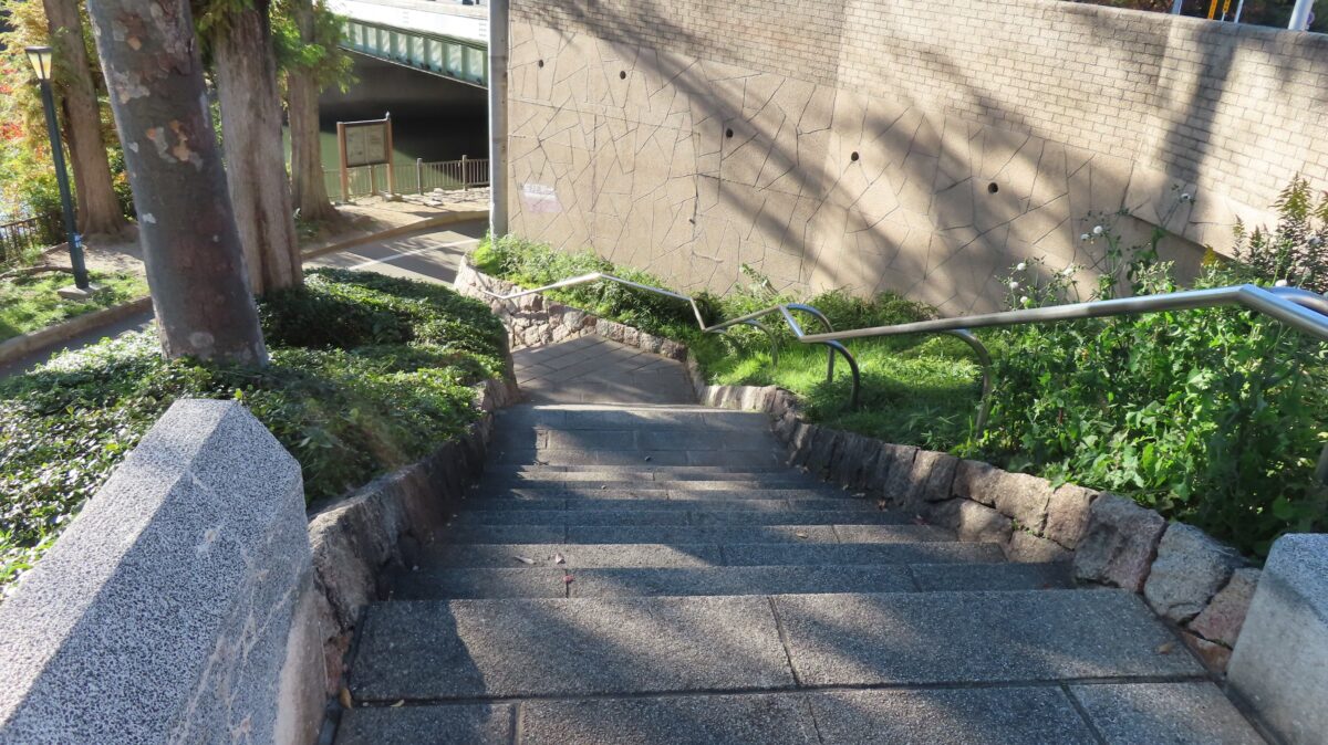 Stairs down under Genpachi Bridge