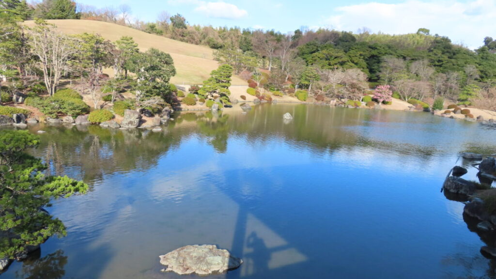 Scenery of Shinji-ike Pond in the Japanese Garden of Expo Park