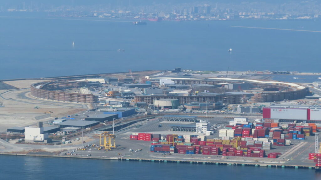 The Grand Roof Ring being dismantled